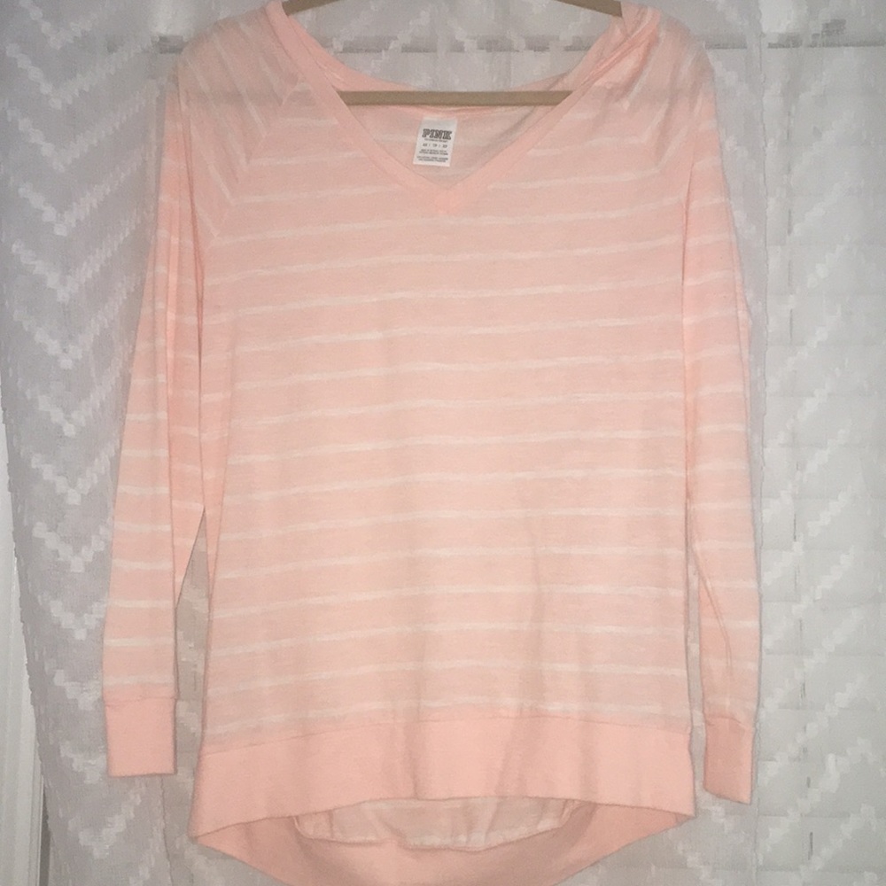 Long-sleeve V-neck Tee